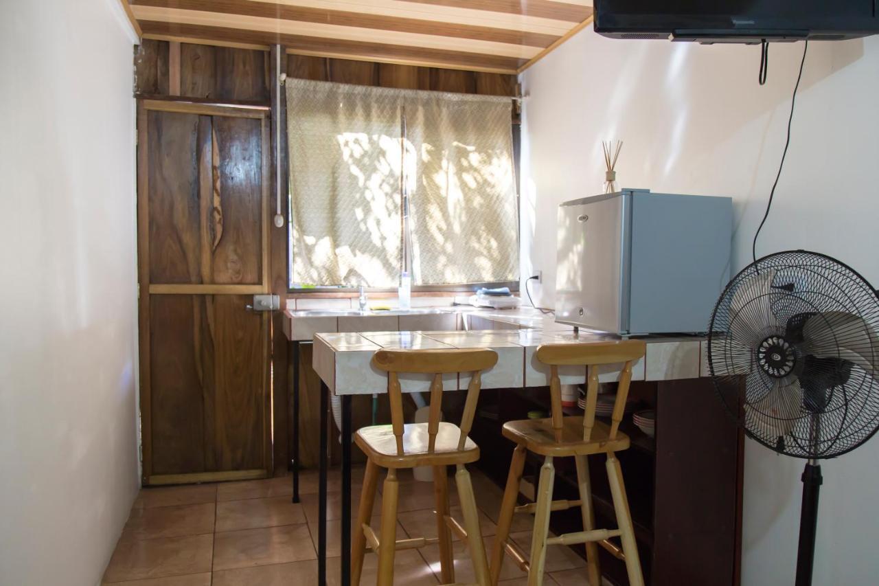 Апартаменты Laurel House San Antonio De Belen Экстерьер фото