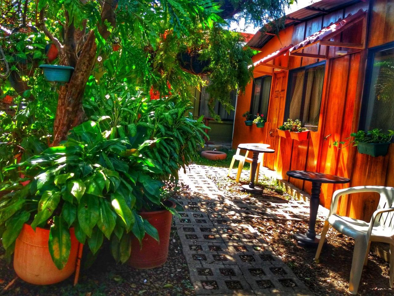 Апартаменты Laurel House San Antonio De Belen Экстерьер фото